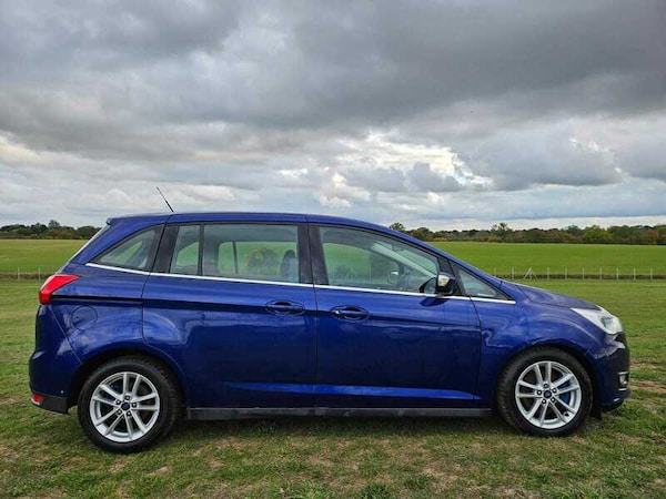 Used Ford Grand C-Max 2016 for sale - 76236345: Photo 5
