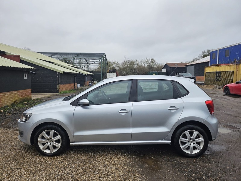 Used Volkswagen Polo 2010 for sale - 77735324: Photo 3
