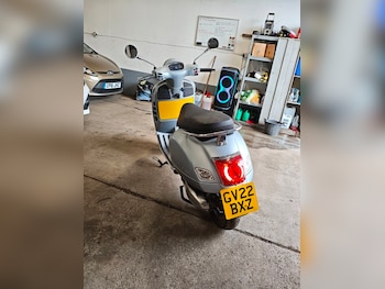Used Piaggio VESPA 2022 for sale - bike-78228344: Photo