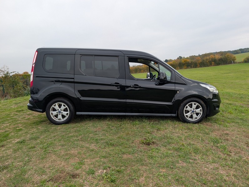 Used Ford Tourneo Connect 2016 for sale - 76245628: Photo 24