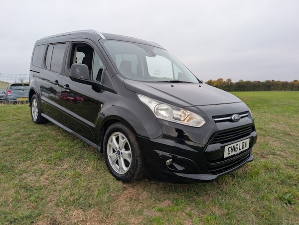 Used Ford Grand Tourneo Connect 2016 for sale - 76245628: Photo 2