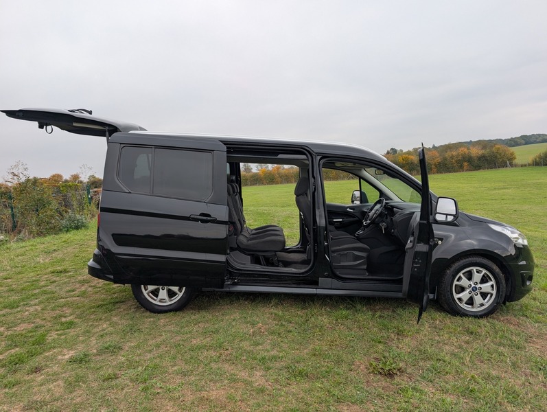 Used Ford Tourneo Connect 2016 for sale - 76245628: Photo 31