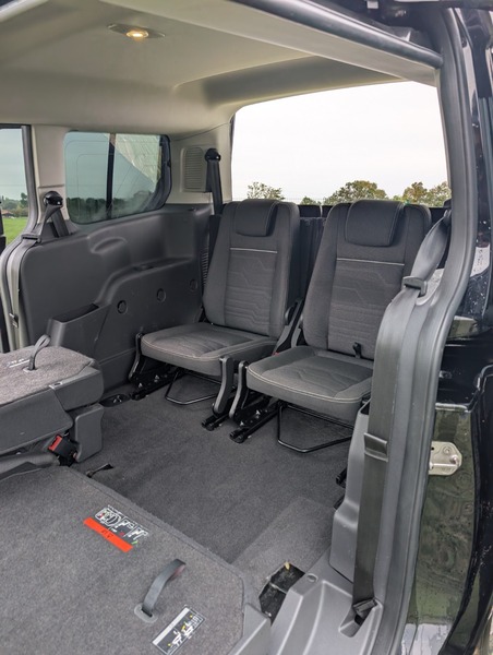 Used Ford Tourneo Connect 2016 for sale - 76245628: Photo 41