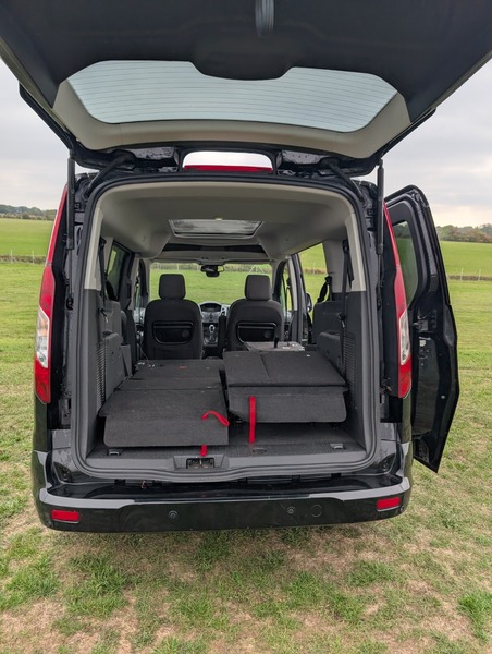 Used Ford Tourneo Connect 2016 for sale - 76245628: Photo 42