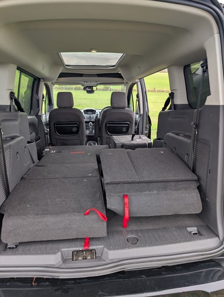 Used Ford Tourneo Connect 2016 for sale - 76245628: Photo 43