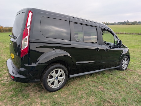 Used Ford Grand Tourneo Connect 2016 for sale - 76245628: Photo 5