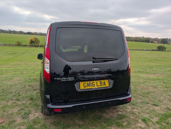 Used Ford Grand Tourneo Connect 2016 for sale - 76245628: Photo 9