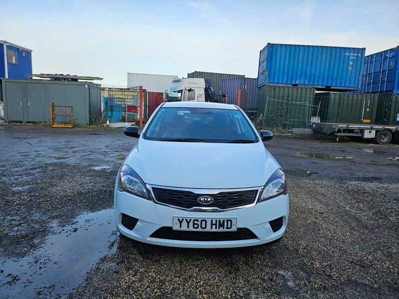 Used Kia Ceed 2010 for sale - 77384953: Photo 14