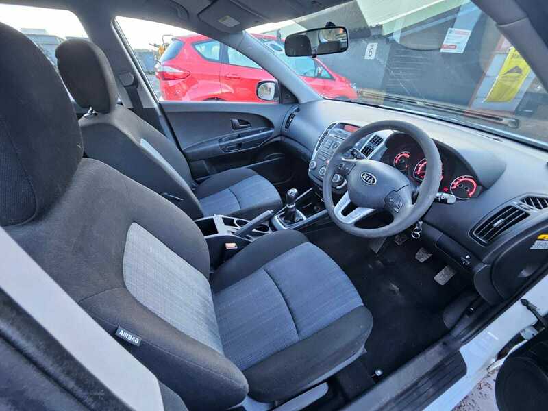 Used Kia Ceed 2010 for sale - 77384953: Photo 22