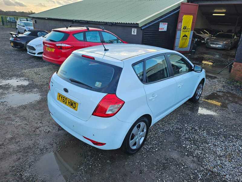 Used Kia Ceed 2010 for sale - 77384953: Photo 4
