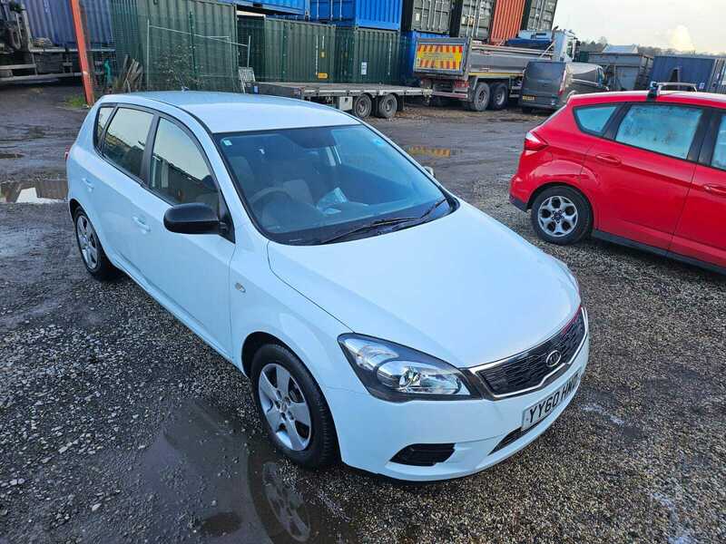 Used Kia Ceed 2010 for sale - 77384953: Photo 5