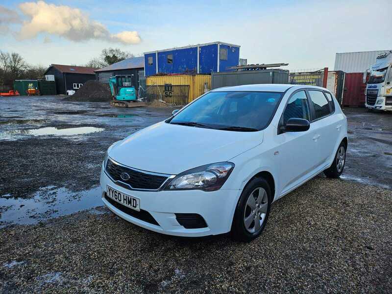 Used Kia Ceed 2010 for sale - 77384953: Photo 7