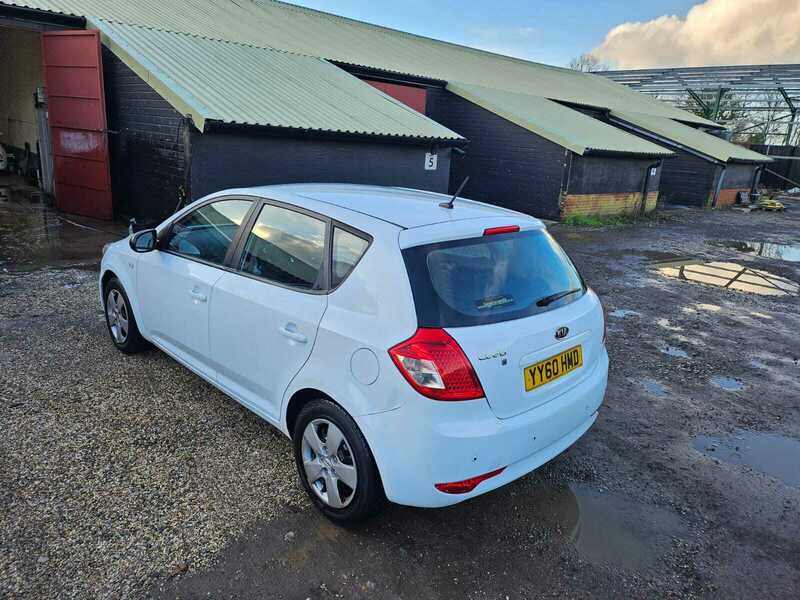 Used Kia Ceed 2010 for sale - 77384953: Photo 8