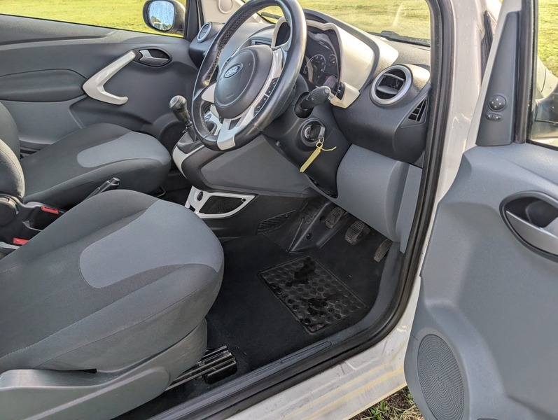 Used Ford Ka 2012 for sale - 76418059: Photo 28