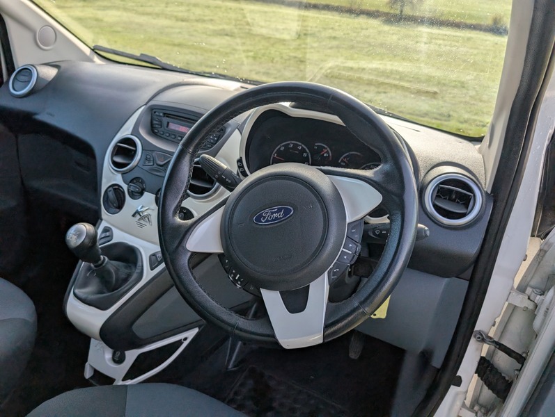 Used Ford Ka 2012 for sale - 76418059: Photo 35
