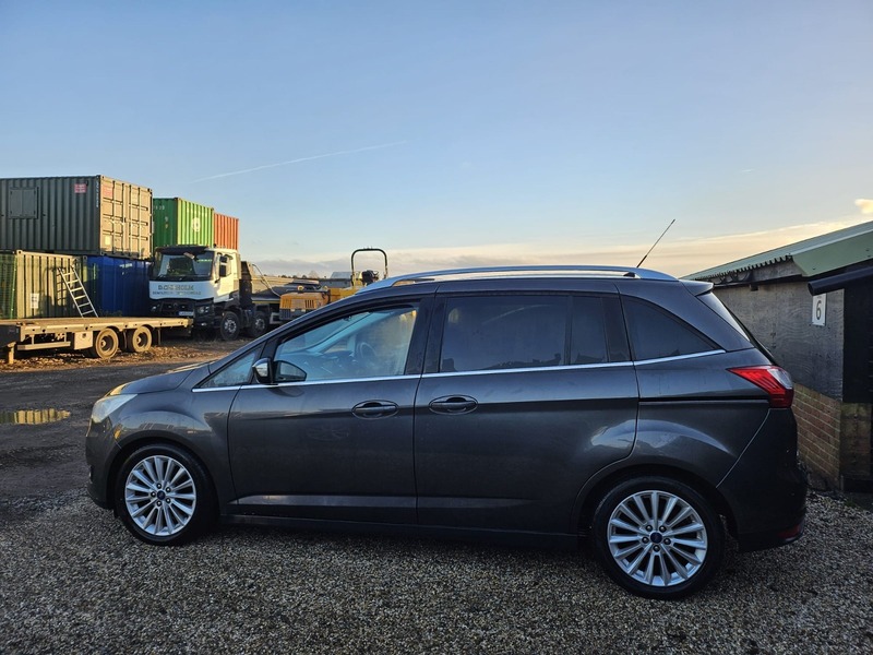 Used Ford Grand C-Max 2016 for sale - 76924122: Photo 17