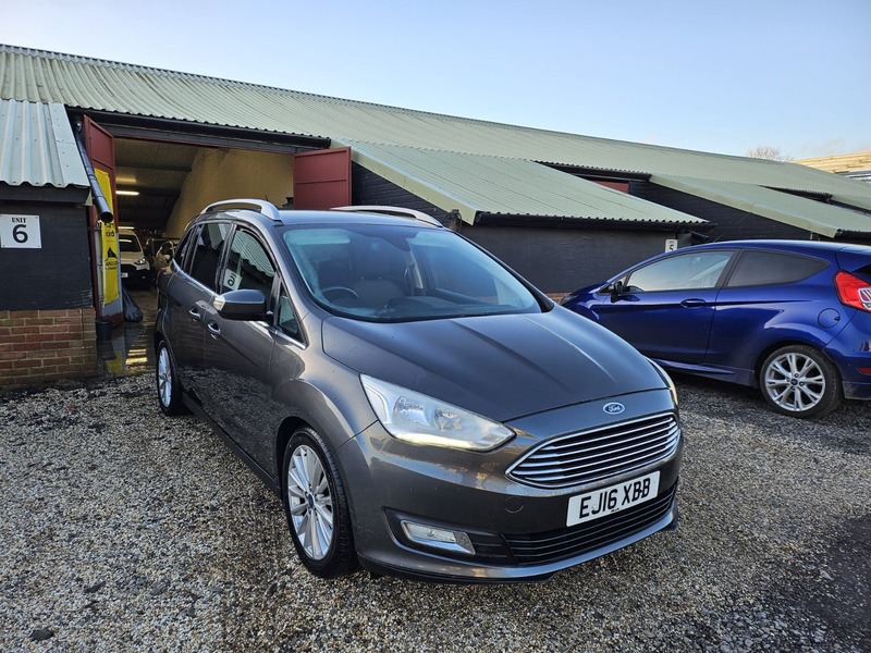 Used Ford Grand C-Max 2016 for sale - 76924122: Photo 2