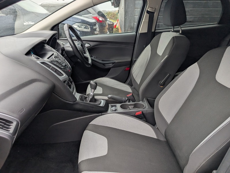 Used Ford Focus 2014 for sale - 76836722: Photo 6