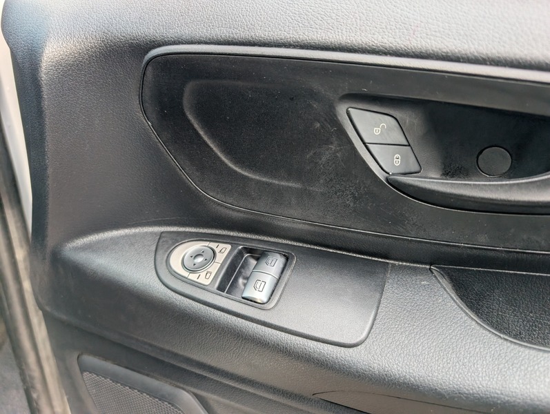 Used Mercedes-Benz Vito 2021 for sale - 77166067: Photo 37