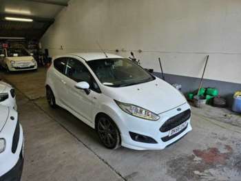 Used Ford Fiesta 2016 for sale - 74607174: Photo
