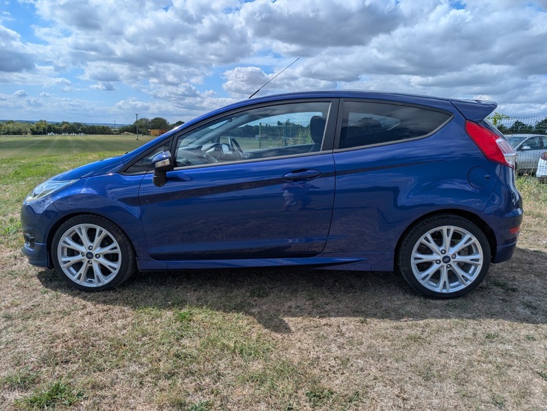 Vehicle 28
