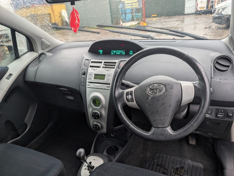 Used Toyota Yaris 2006 for sale - 76986596: Photo 7