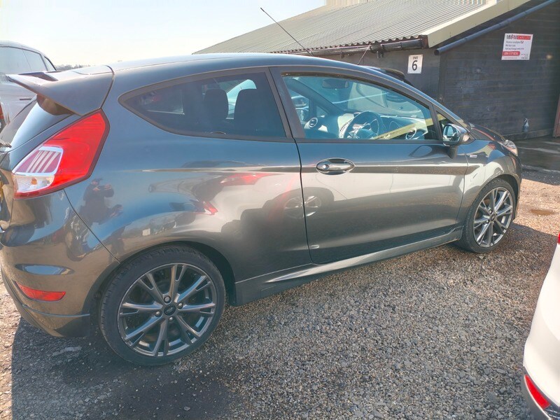 Used Ford Fiesta 2016 for sale - 77968119: Photo 15