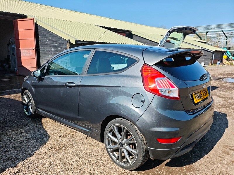 Used Ford Fiesta 2016 for sale - 77968119: Photo 24