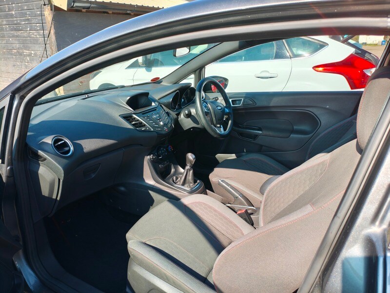 Used Ford Fiesta 2016 for sale - 77968119: Photo 7