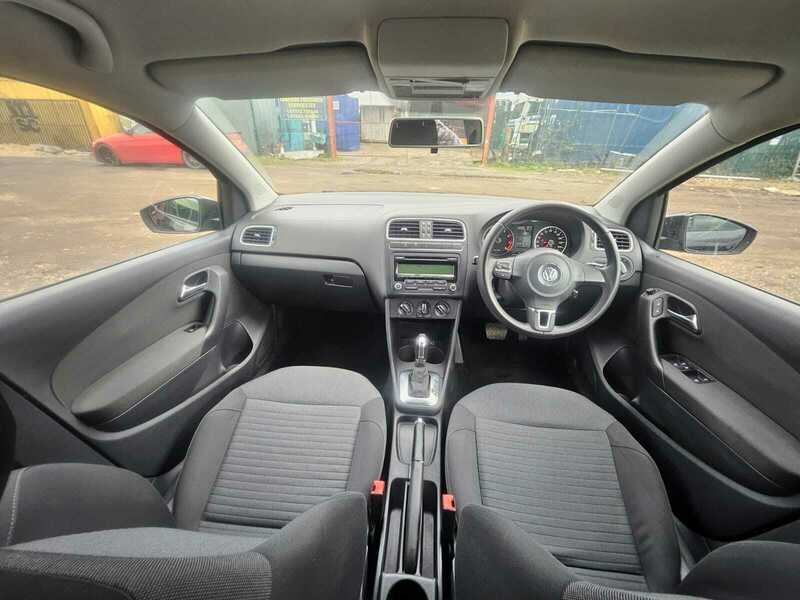 Used Volkswagen Polo 2011 for sale - 77735329: Photo 9