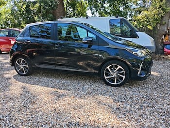 Used Toyota Yaris 2019 for sale - 79518902: Photo