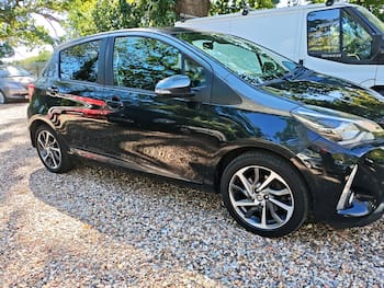 Used Toyota Yaris 2019 for sale - 79518902: Photo