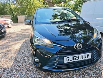 Used Toyota Yaris 2019 for sale - 79518902: Photo