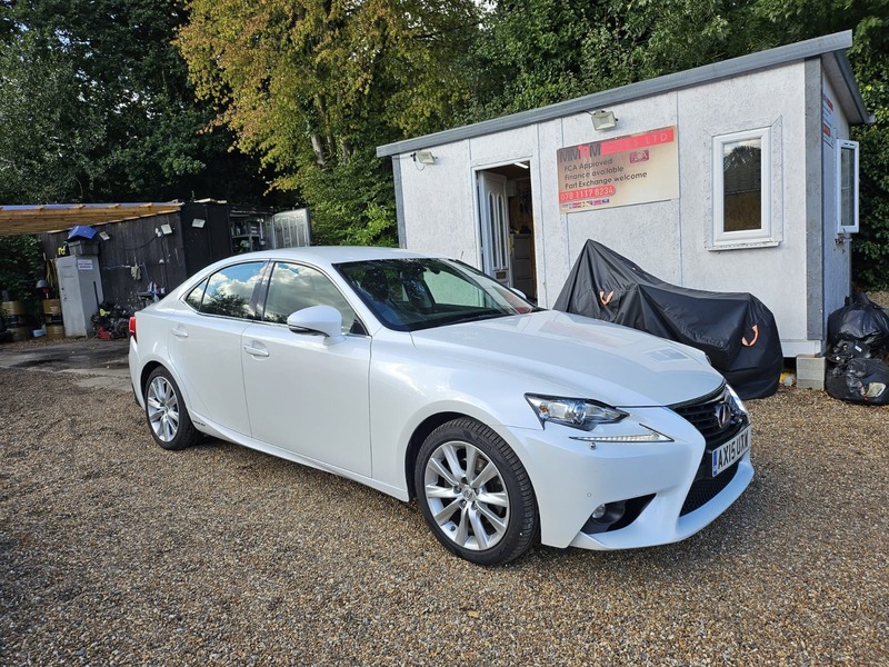 Used Lexus IS 2015 for sale - 76591295: Photo 1