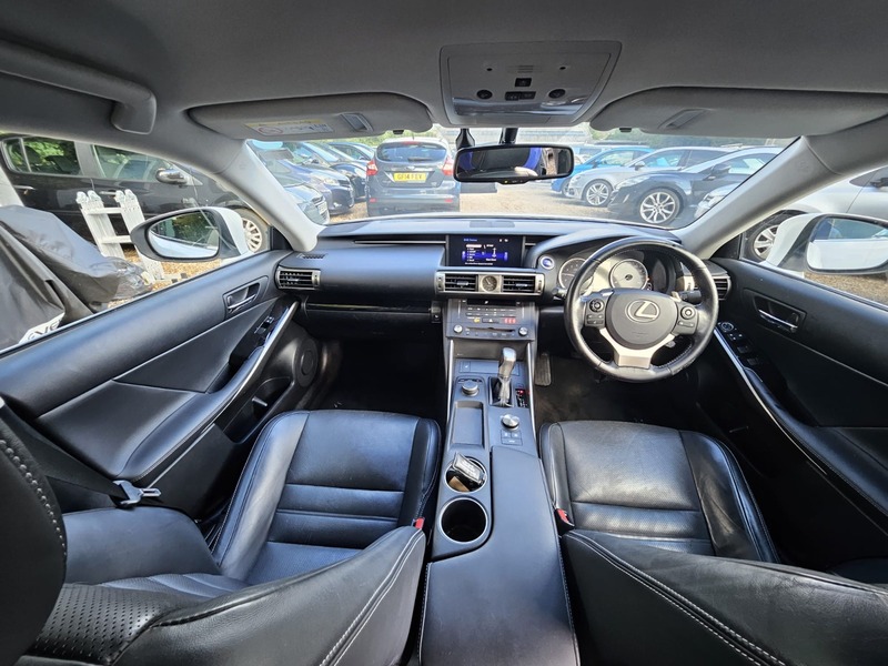 Used Lexus IS 2015 for sale - 76591295: Photo 5