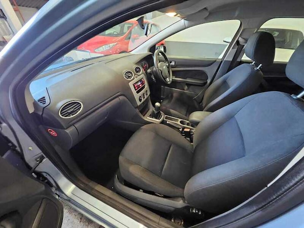 Used Ford Focus 2007 for sale - 74621308: Photo 20