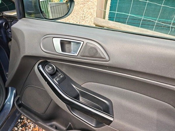 Used Ford Fiesta 2013 for sale - 78213213: Photo 28