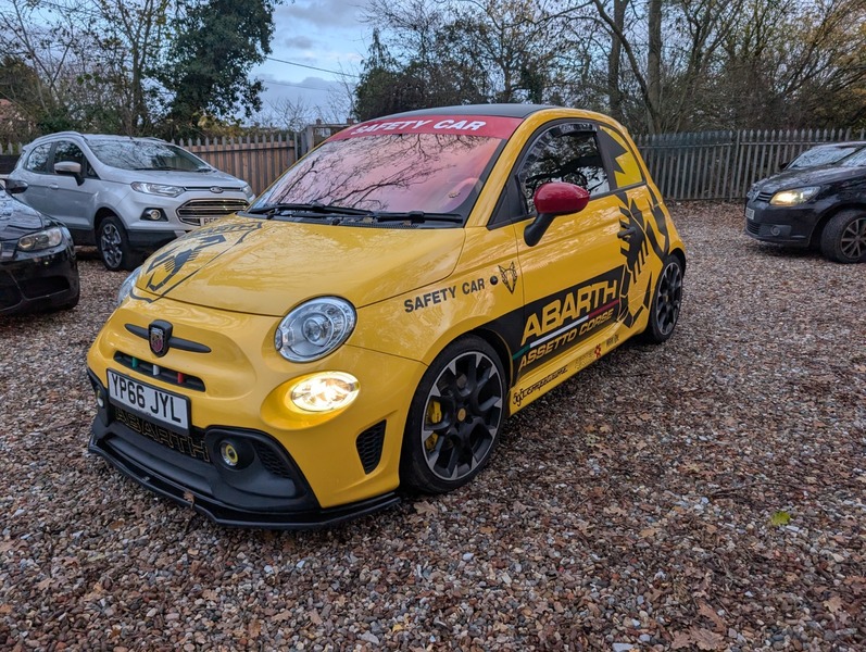 Used Abarth 595 2016 for sale - 76768906: Photo 1