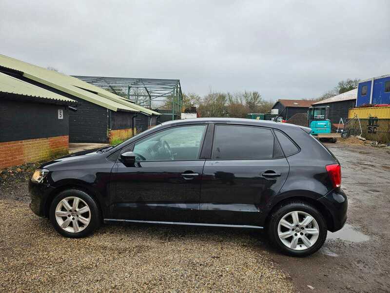 Used Volkswagen Polo 2010 for sale - 77384950: Photo 2