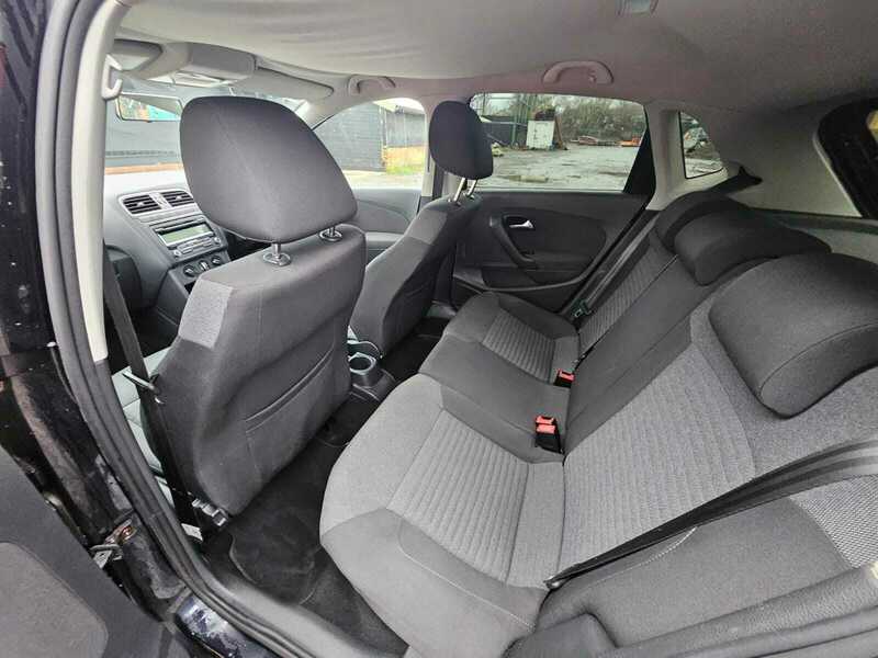 Used Volkswagen Polo 2010 for sale - 77384950: Photo 6
