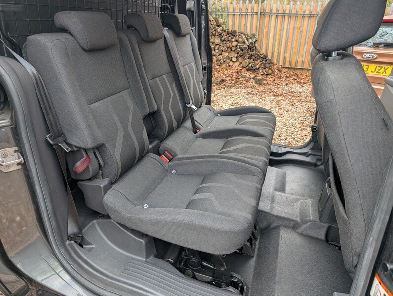 Used Ford Transit Connect 2017 for sale - 76596058: Photo 32