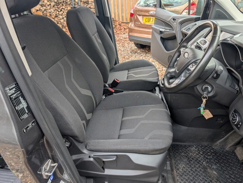 Used Ford Transit Connect 2017 for sale - 76596058: Photo 42