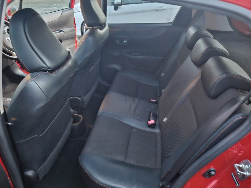 Used Toyota Yaris 2012 for sale - 77020511: Photo 9