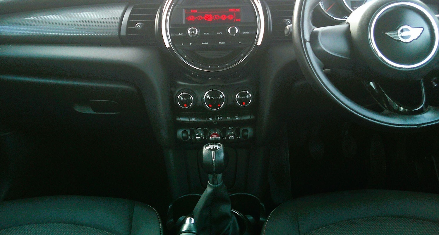 Used MINI Hatch 2015 for sale - 76914555: Photo 18