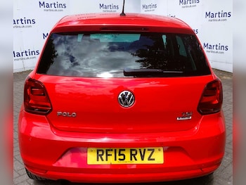 Used Volkswagen Polo 2015 for sale - 79198255: Photo