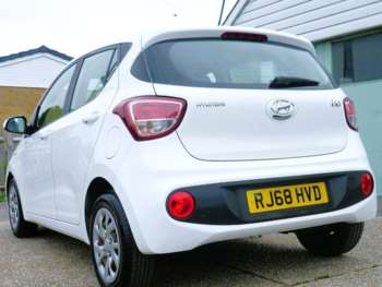 Used Hyundai i10 2018 for sale - 75290708: Photo