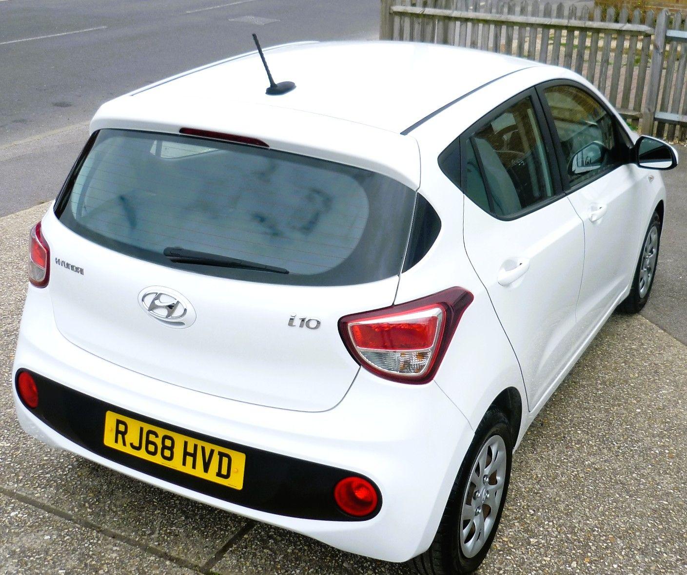Used Hyundai i10 2018 for sale - 76914558: Photo 15