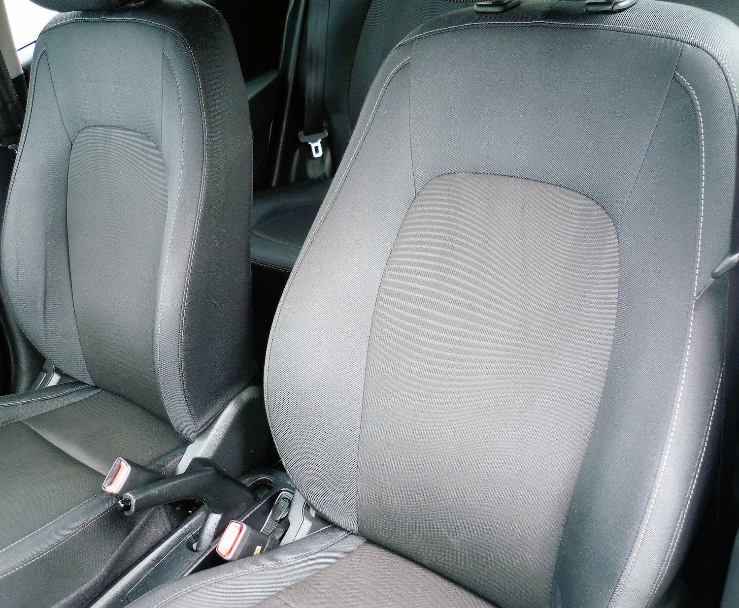 Used Hyundai i10 2018 for sale - 76914558: Photo 35