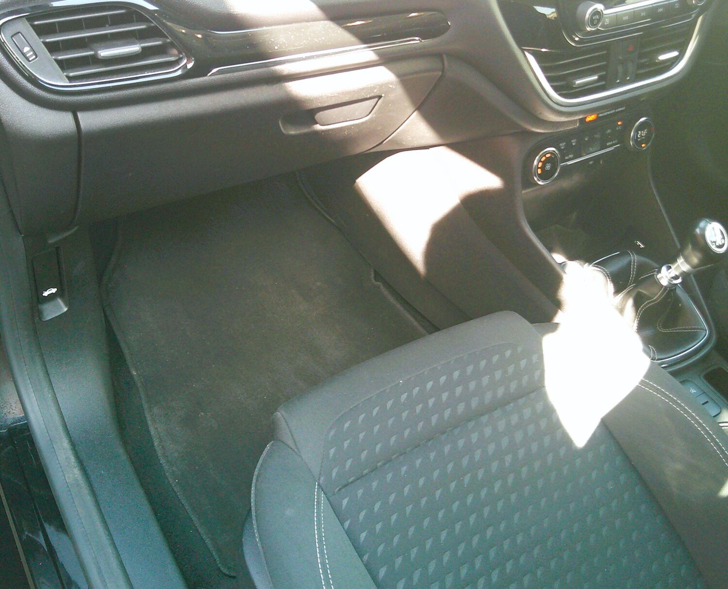 Used Ford Fiesta 2018 for sale - 78170885: Photo 33