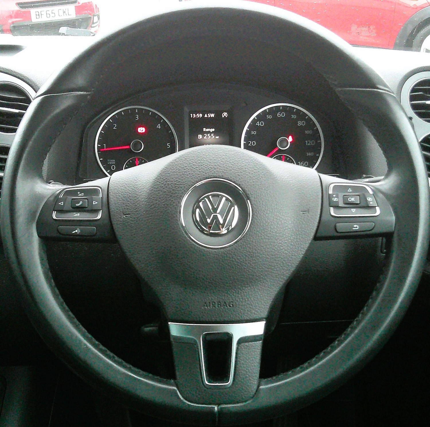 Used Volkswagen Tiguan 2016 for sale - 76914557: Photo 32